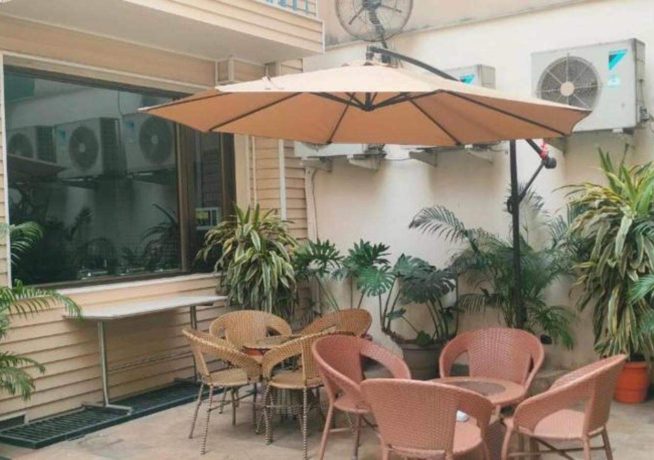 Uds Villa Scandinavian B&B - Next To Vfs Yeni Delhi Dış mekan fotoğraf