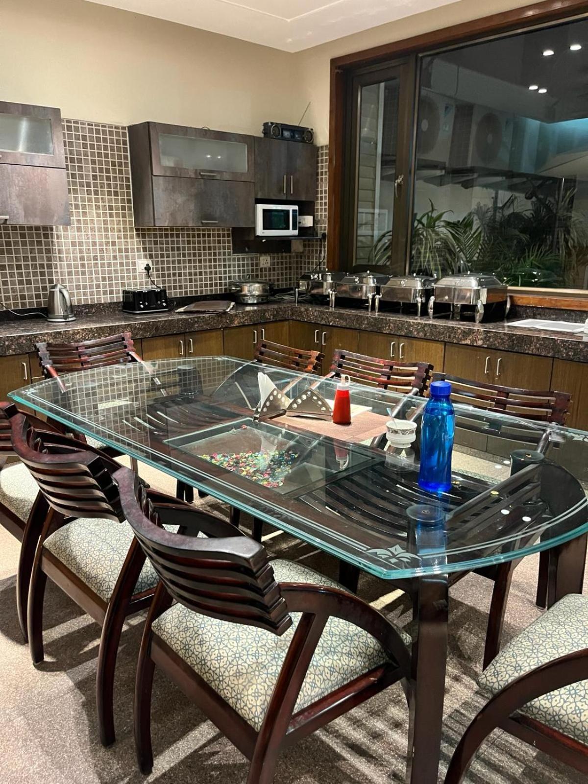 Uds Villa Scandinavian B&B - Next To Vfs Yeni Delhi Dış mekan fotoğraf