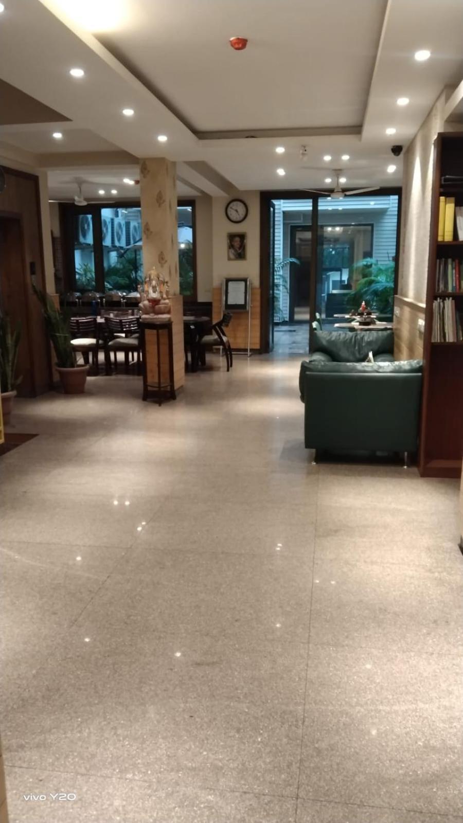 Uds Villa Scandinavian B&B - Next To Vfs Yeni Delhi Dış mekan fotoğraf
